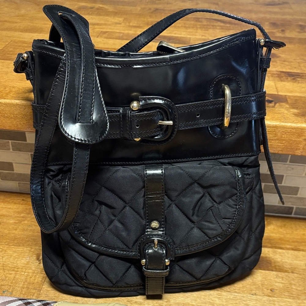 Burberry authentic Black  crossbody  Bag  with FREE COA